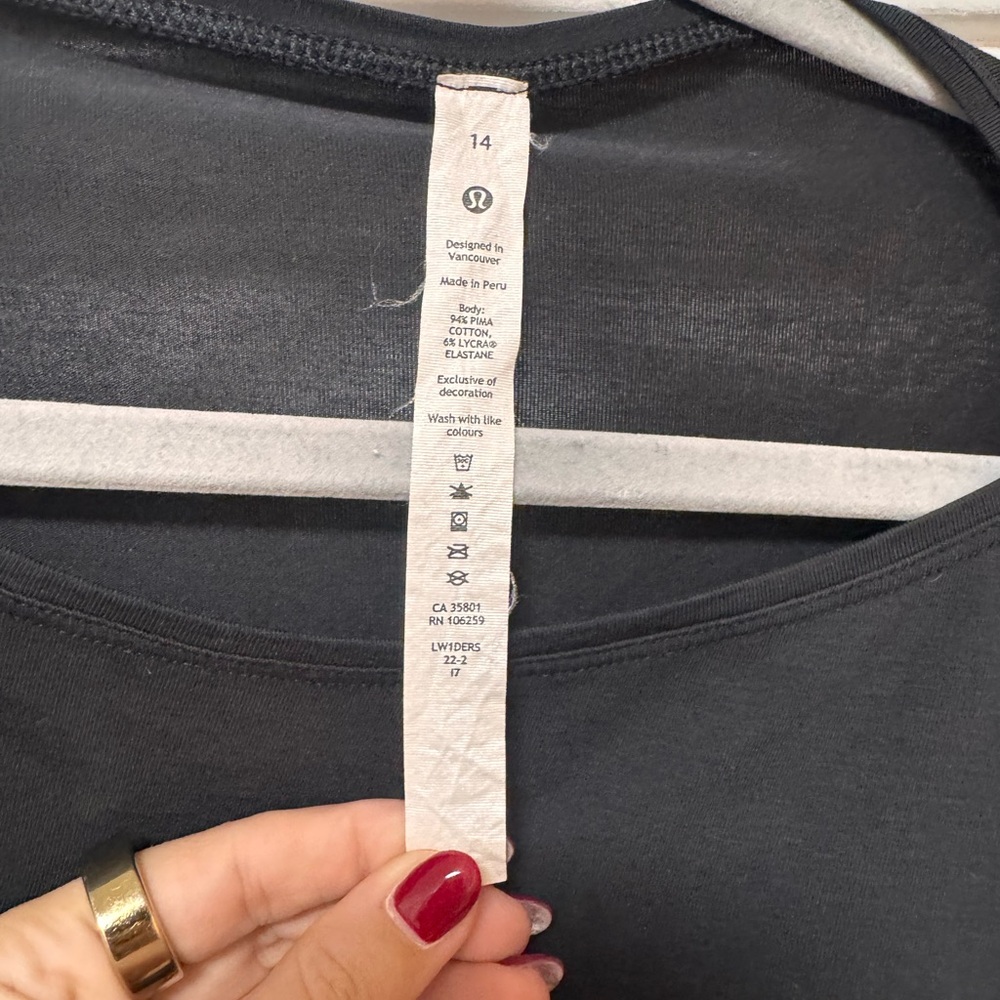 Lululemon Back in Action Dress - Picture 4 of 8